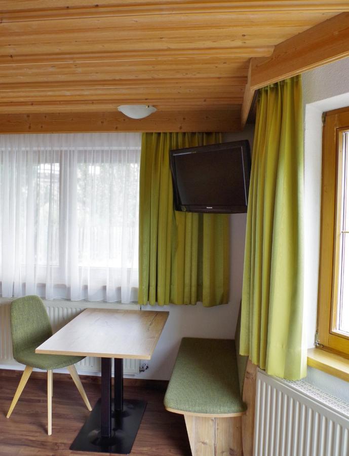 Hotel Edi Samnaun Room photo